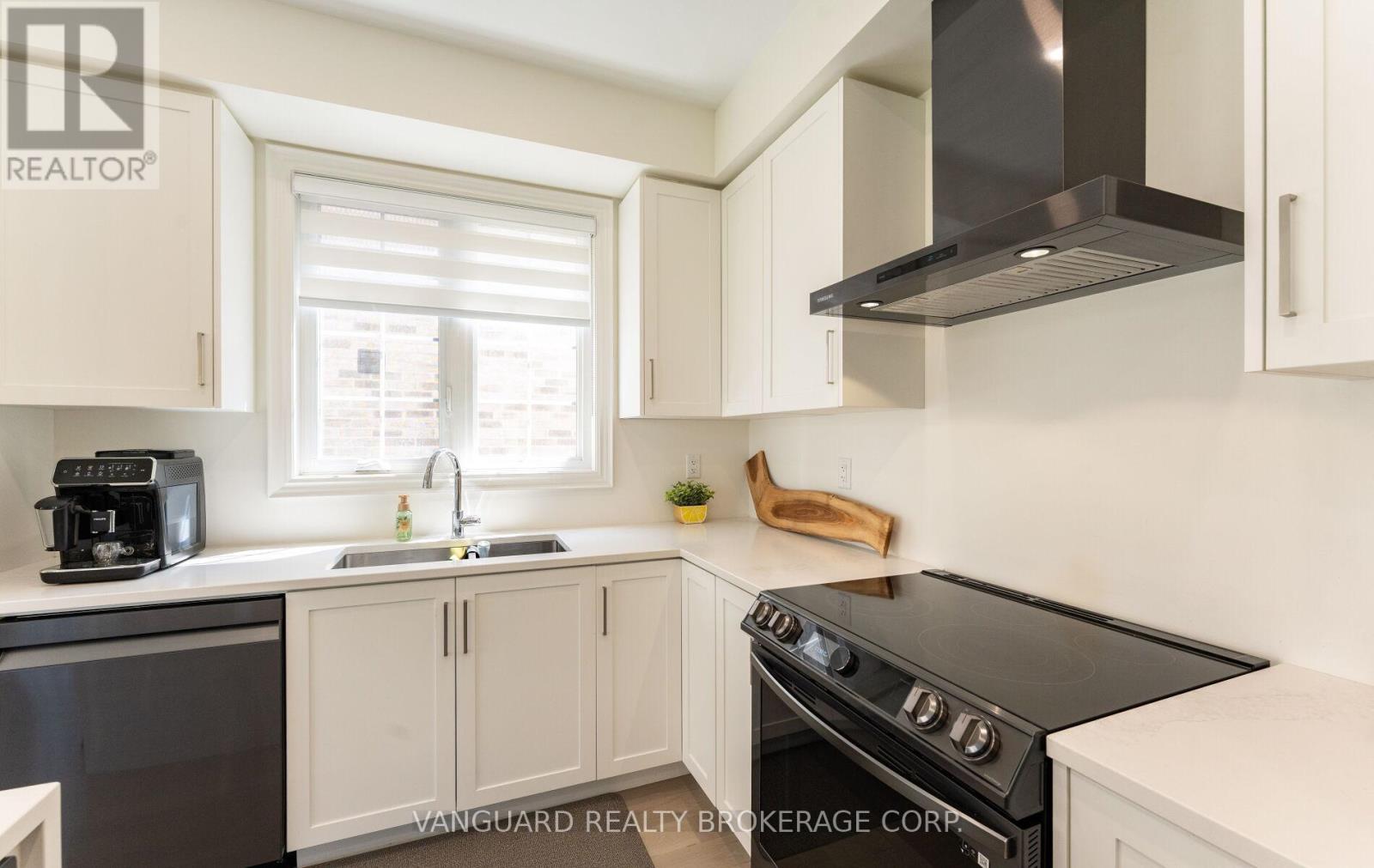 158 Scarlet Way, Bradford West Gwillimbury, ON