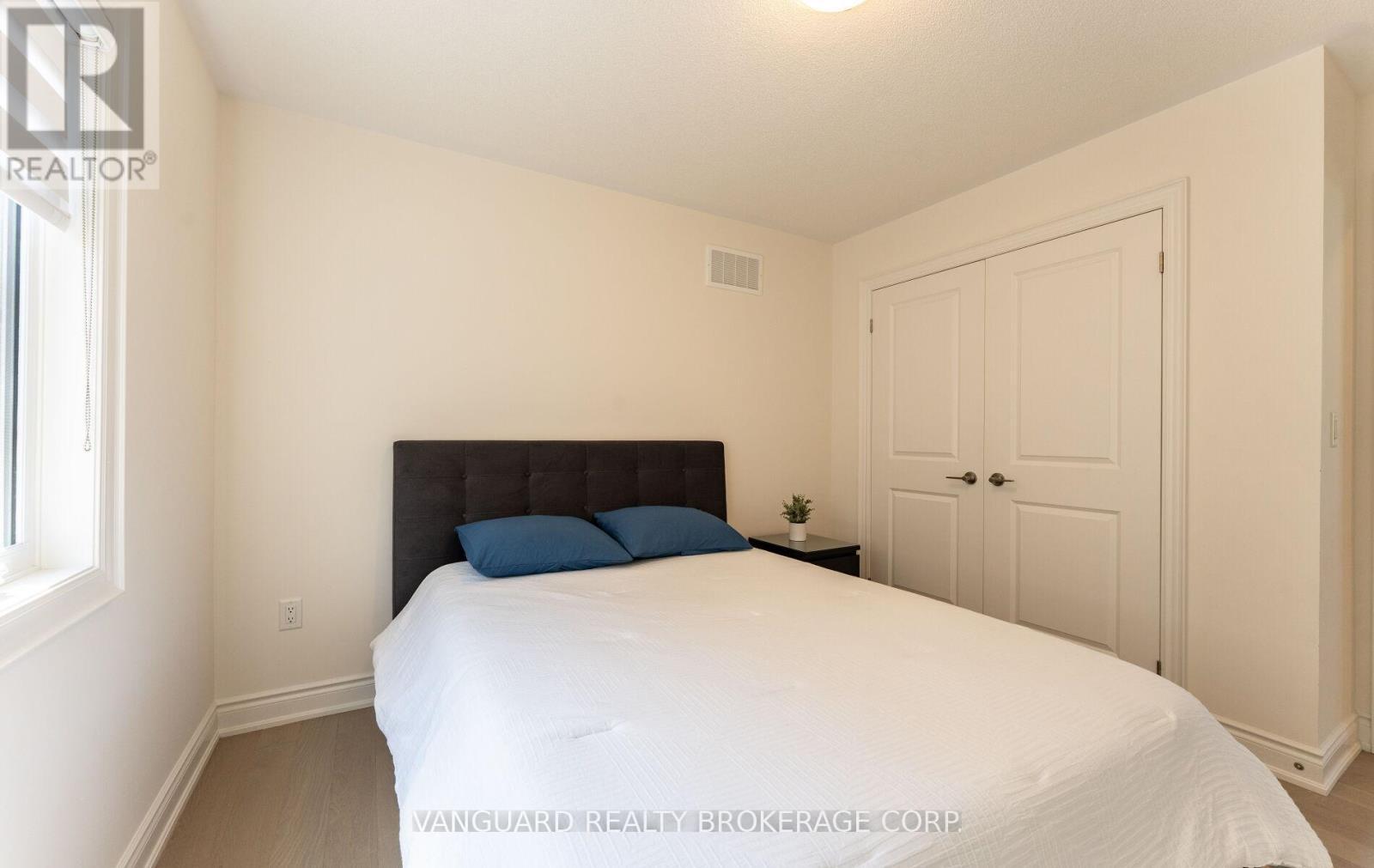 158 Scarlet Way, Bradford West Gwillimbury, ON