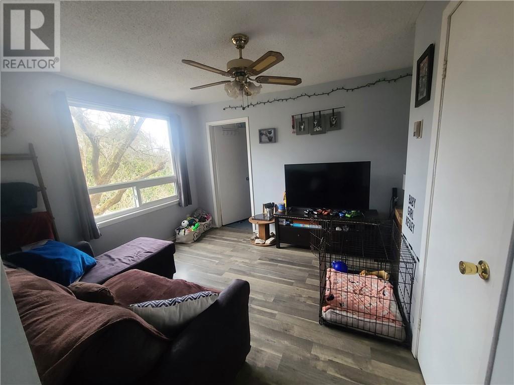 1560 Weller Street, Sudbury, ON