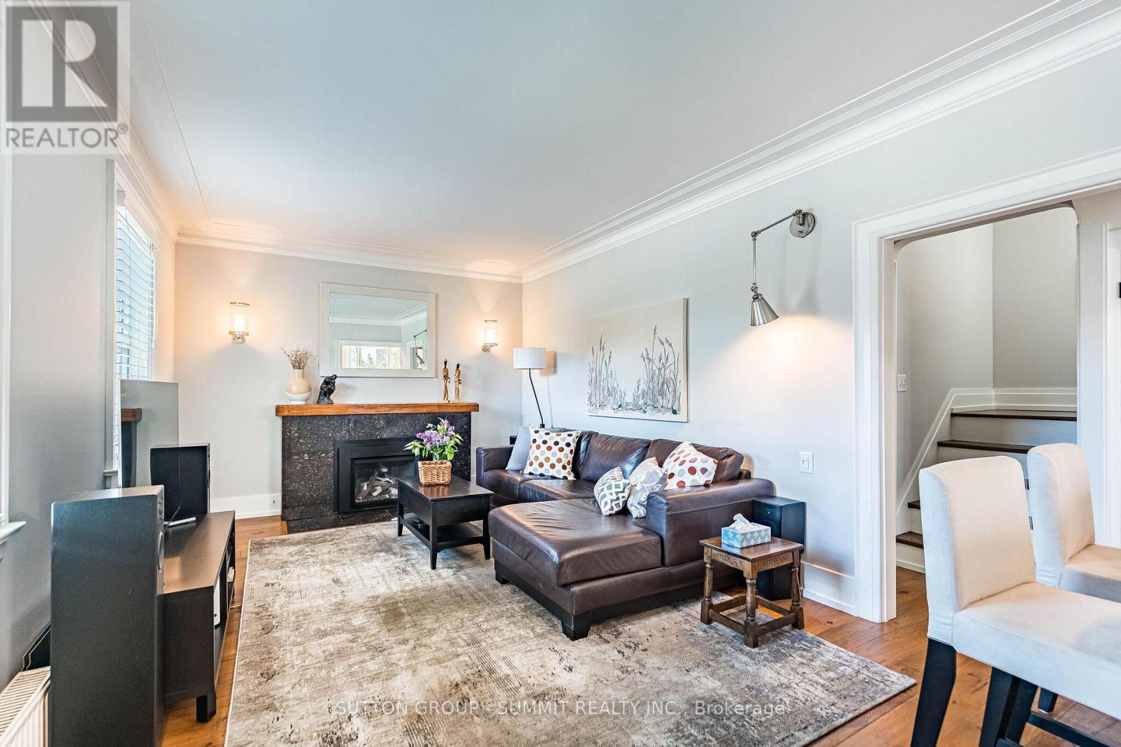 21 Cumberland Drive, Mississauga, ON