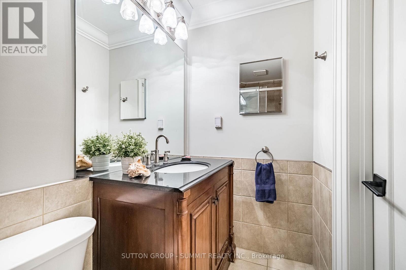 21 Cumberland Drive, Mississauga, ON