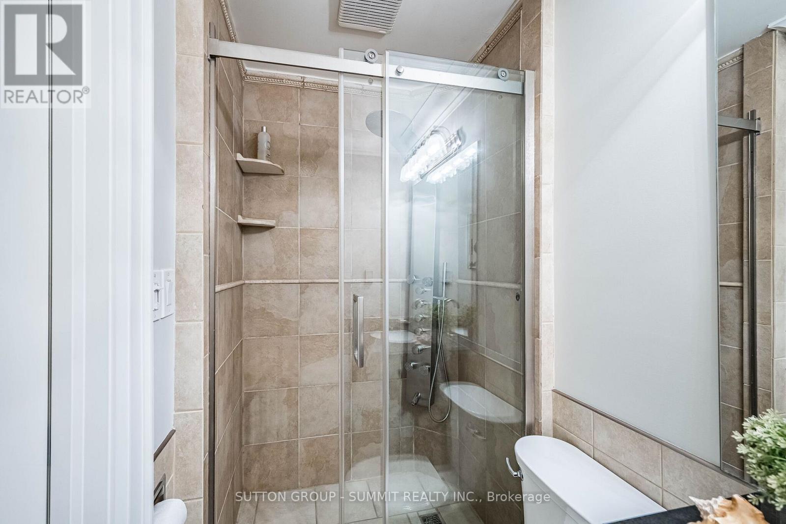 21 Cumberland Drive, Mississauga, ON