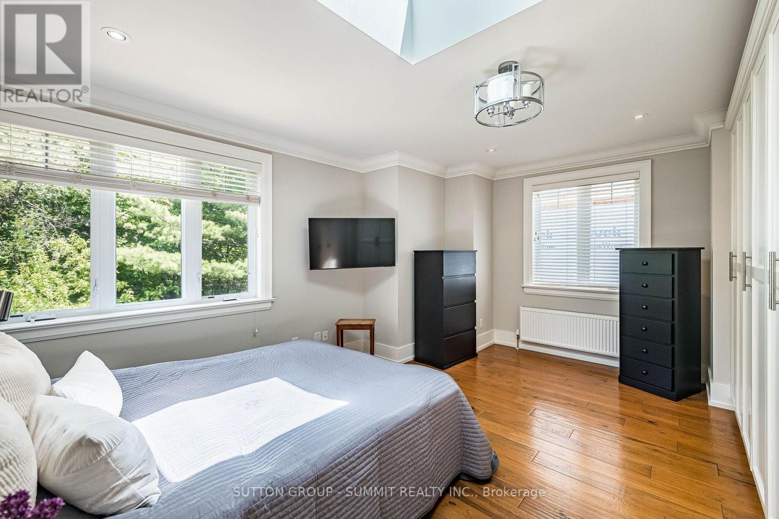 21 Cumberland Drive, Mississauga, ON