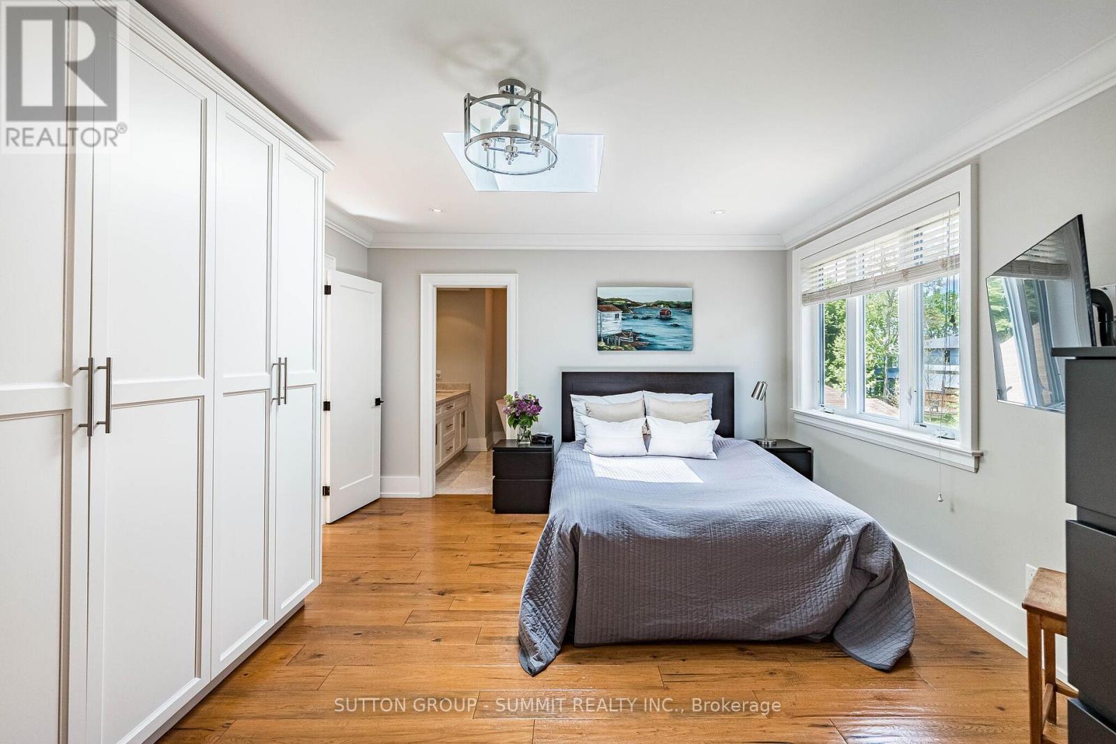 21 Cumberland Drive, Mississauga, ON