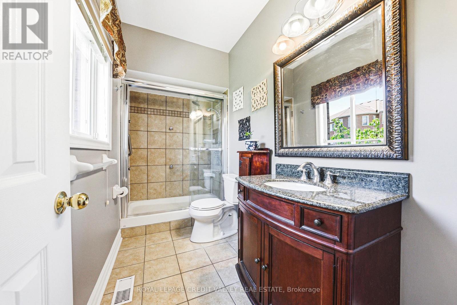 105 Pinebrook Circle, Caledon, ON