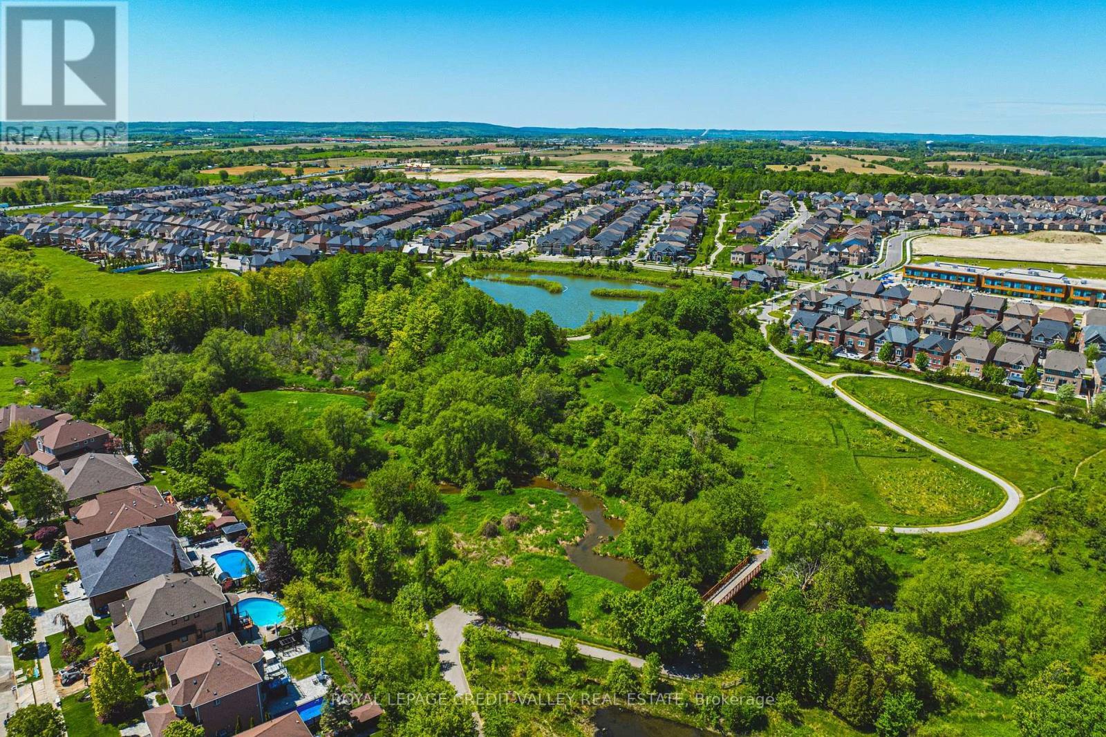 105 Pinebrook Circle, Caledon, ON