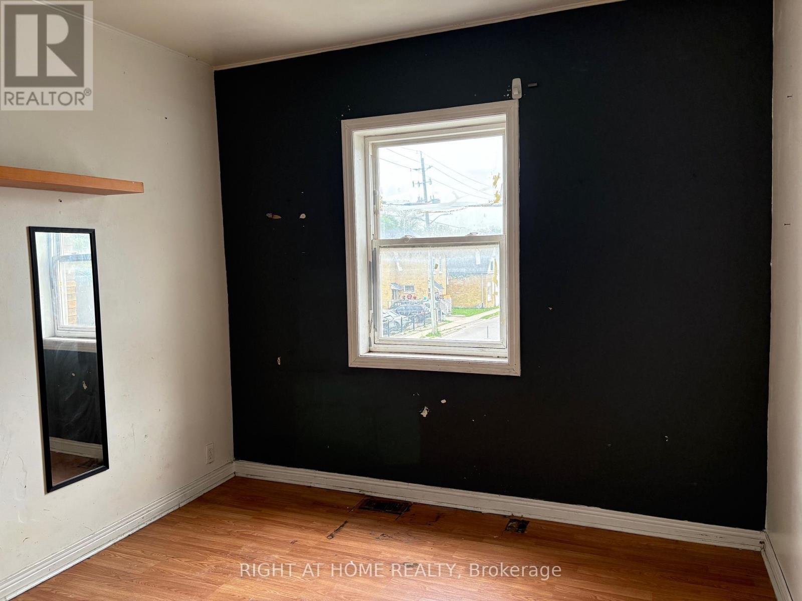 413 Hamilton Road, London East, ON