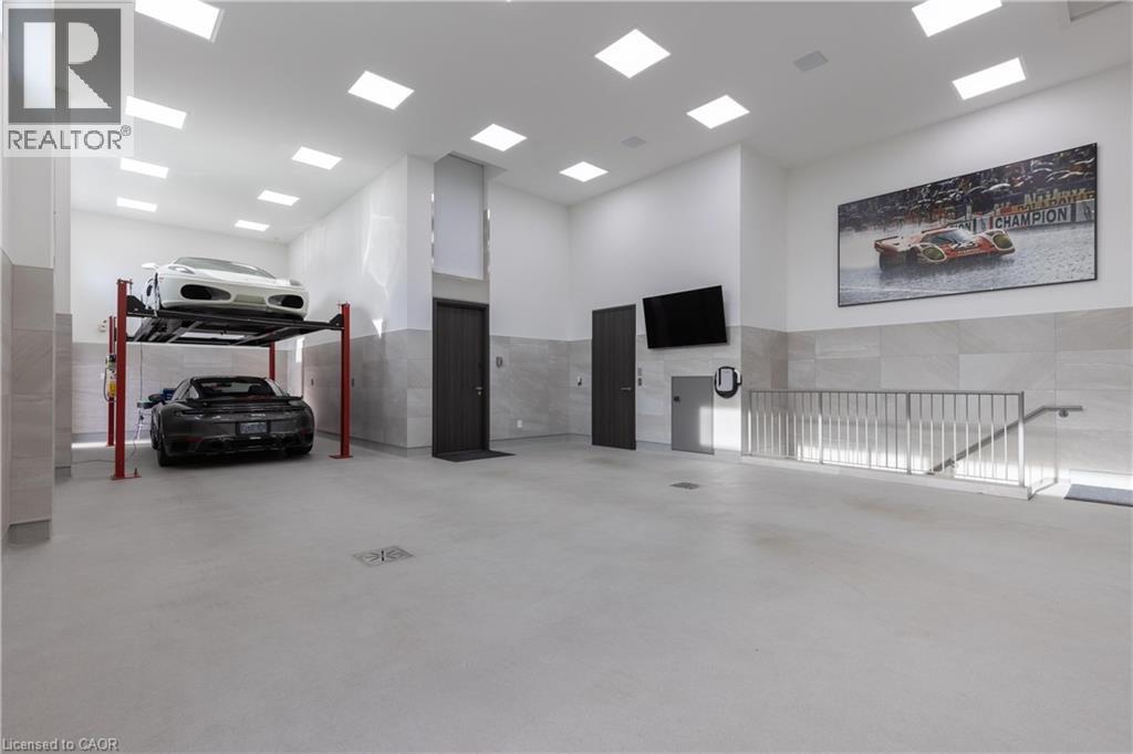 865 Glenwood Avenue, Burlington, ON