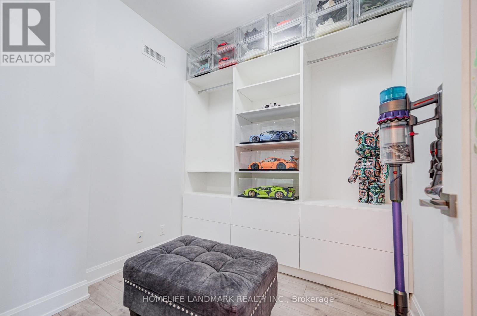 308 - 8 Water Walk Drive, Markham, ON