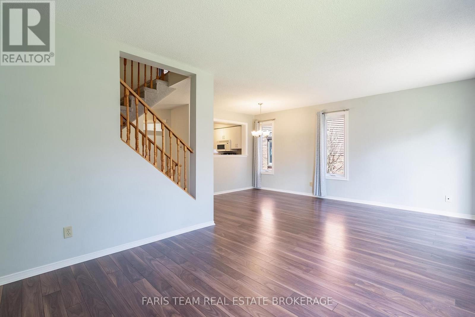 93 Riverview Road, New Tecumseth, ON