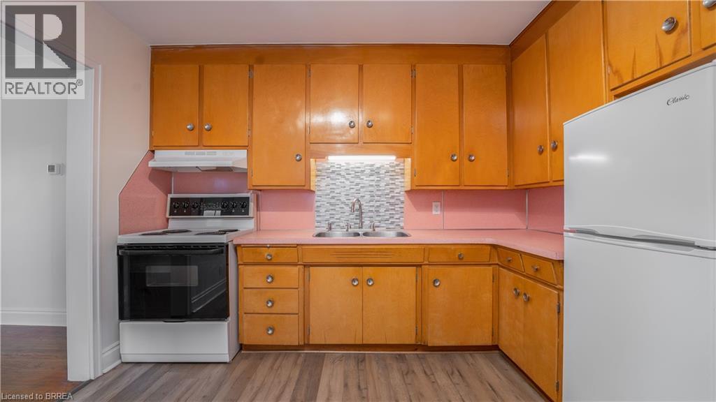 30 Third Avenue, St. Thomas, ON