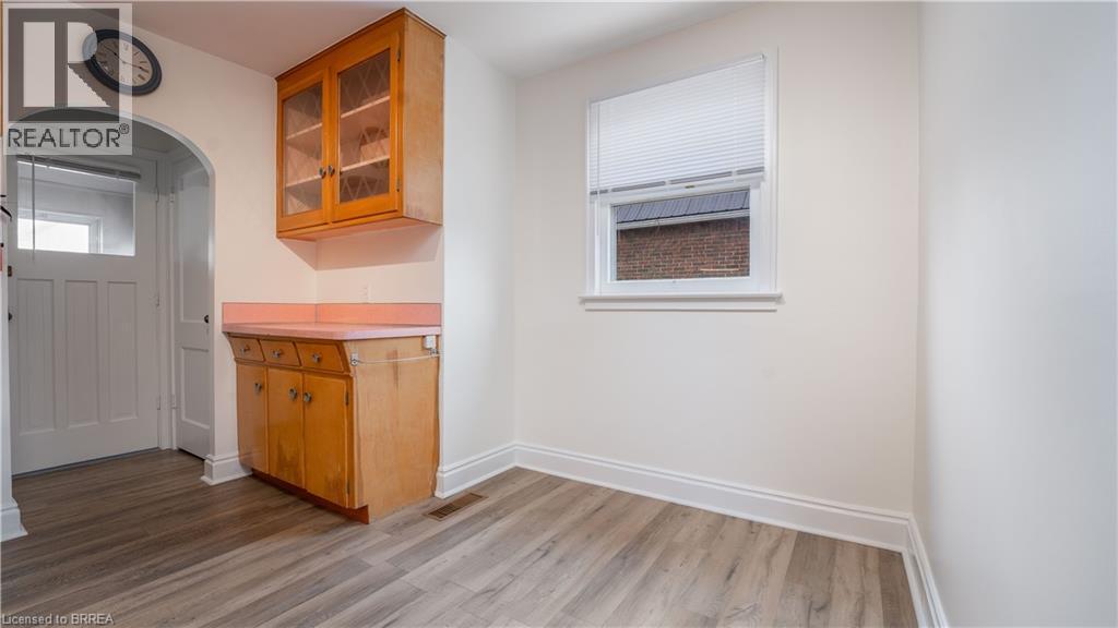 30 Third Avenue, St. Thomas, ON