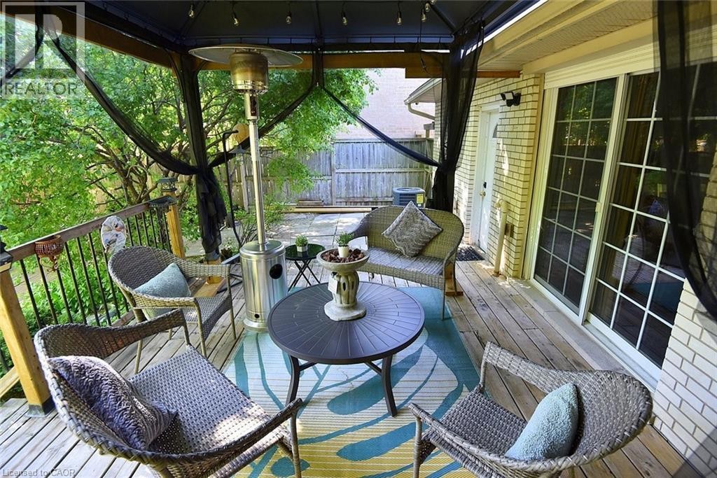 18 Dennis Avenue, Waterdown, ON - Outdoor With Deck Patio Veranda With Exterior