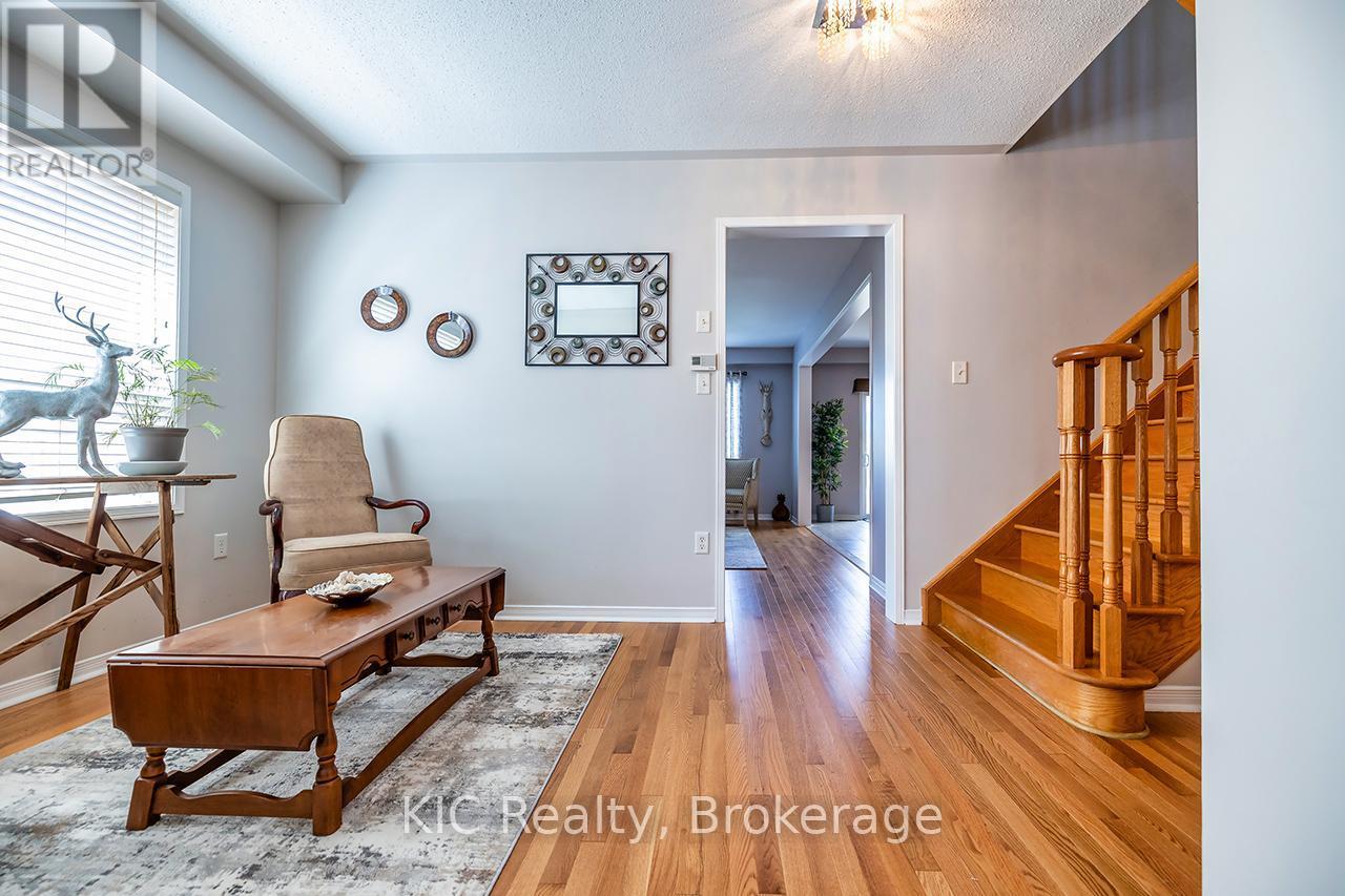 40 Puttingedge Drive, Whitby (Rolling Acres), ON
