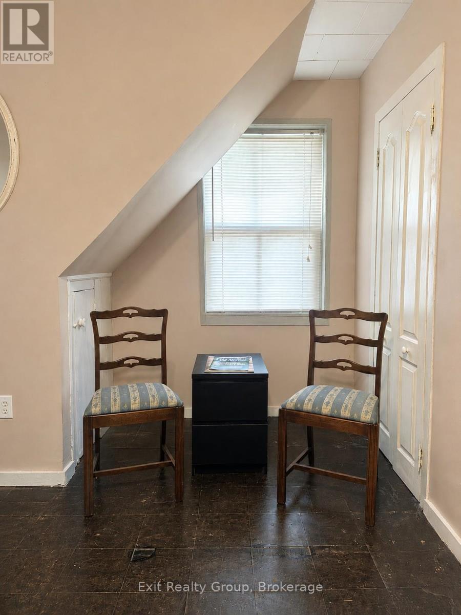 27 Young Street, Brighton, ON