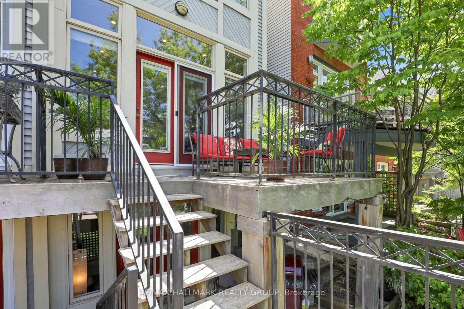 49B First Avenue, Ottawa, ON