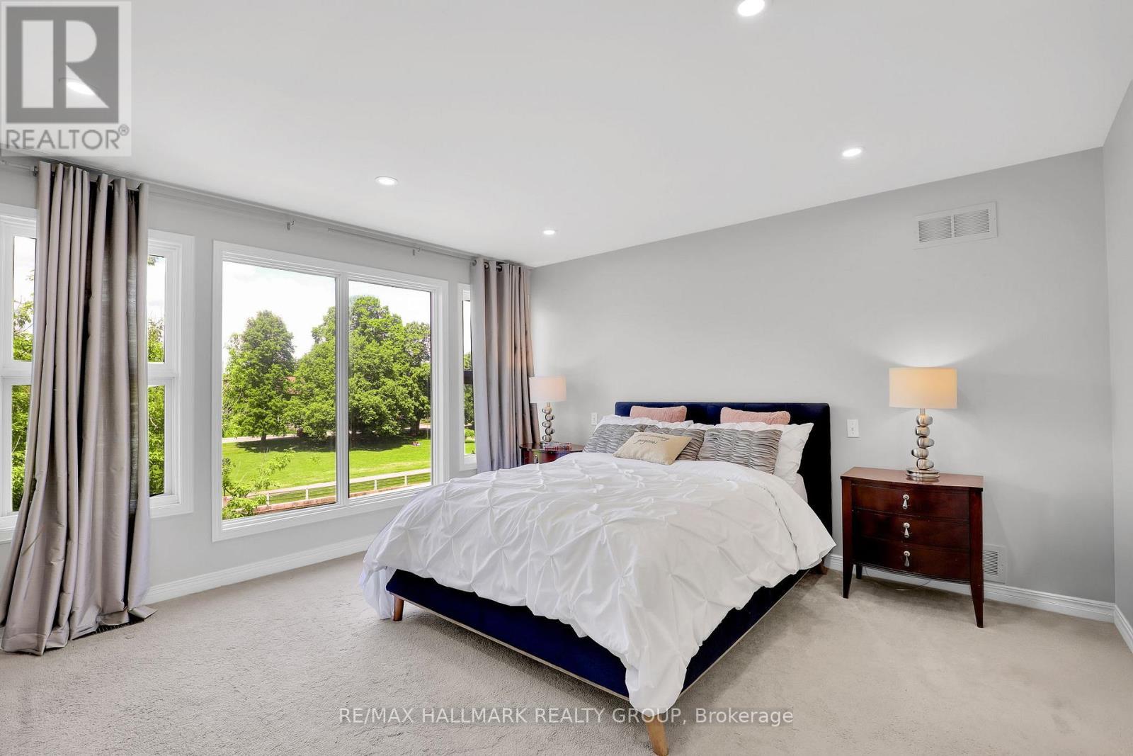 49B First Avenue, Ottawa, ON