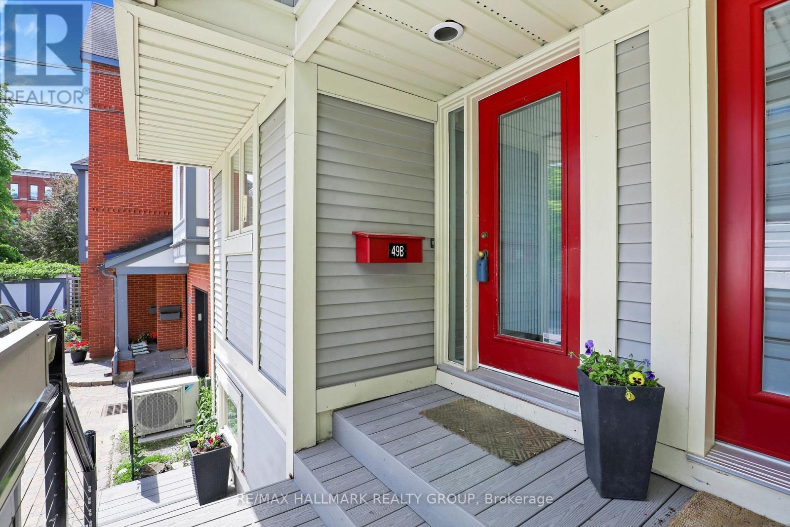 49B First Avenue, Ottawa, ON
