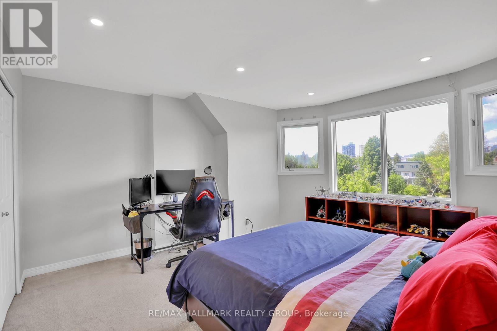 49B First Avenue, Ottawa, ON