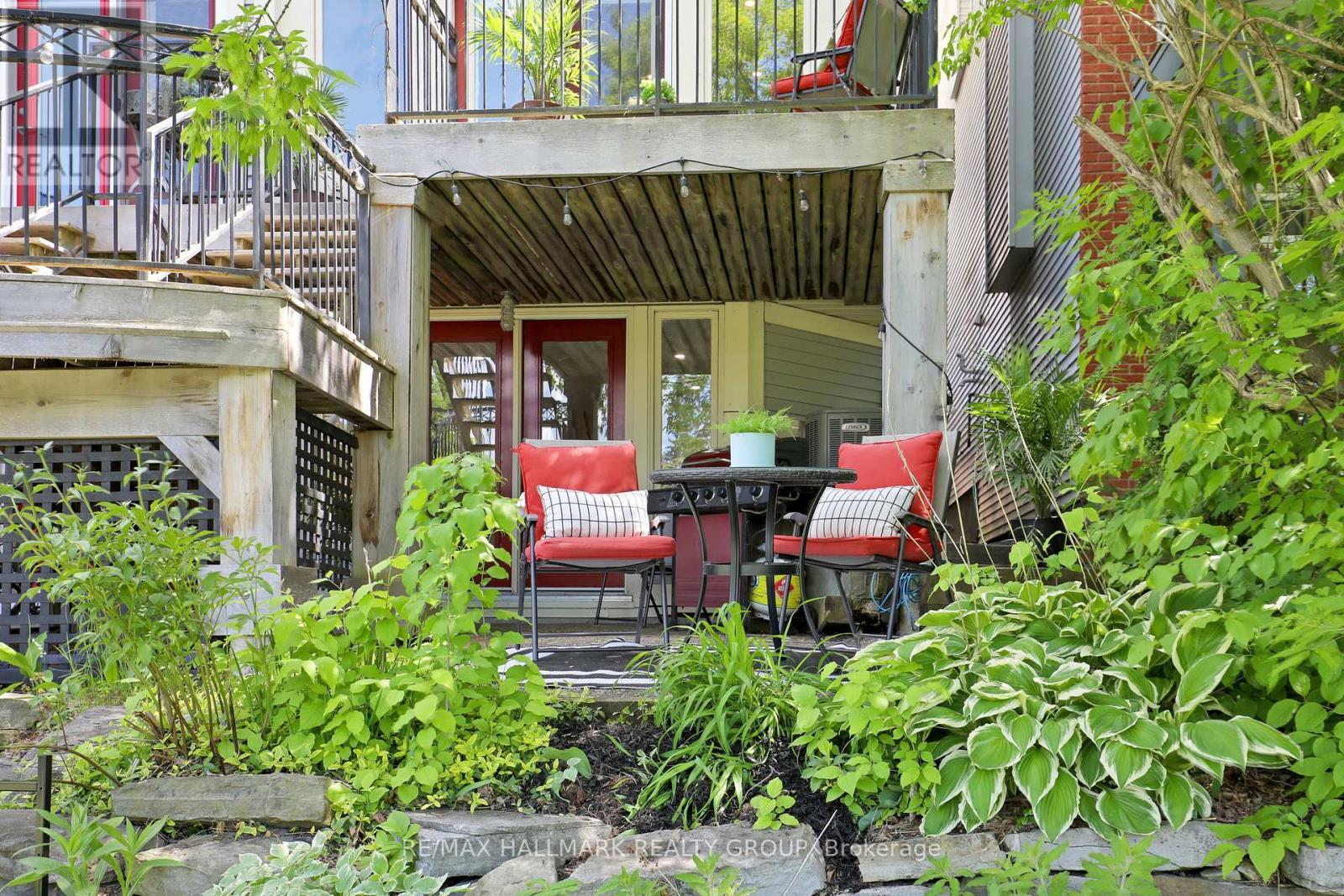 49B First Avenue, Ottawa, ON