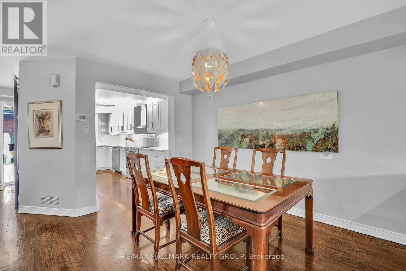 49B First Avenue, Ottawa, ON