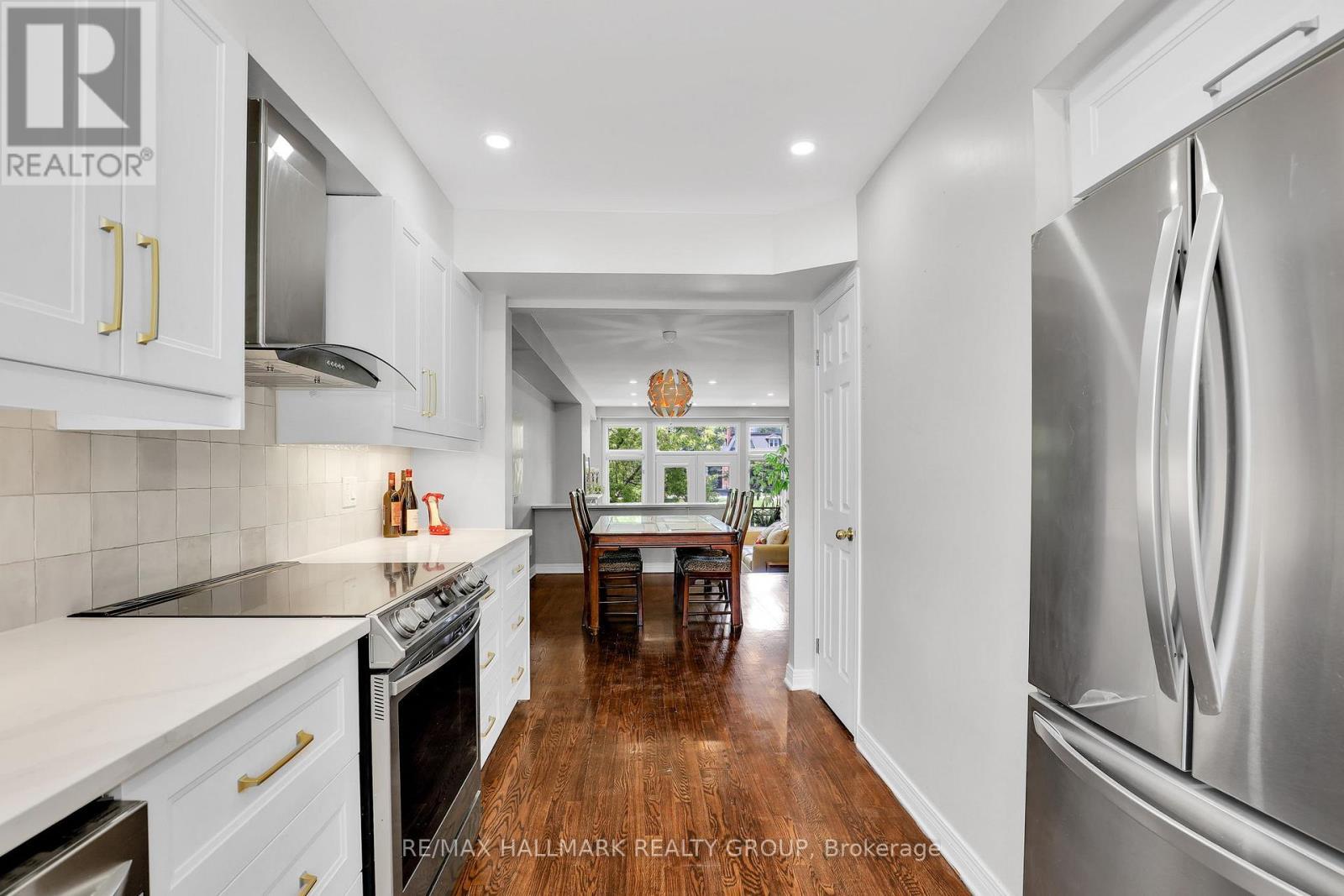 49B First Avenue, Ottawa, ON