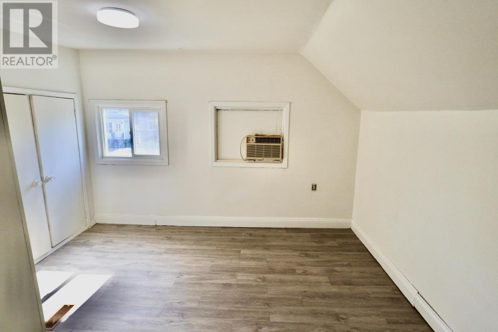 405 John St, Sault Ste. Marie, ON
