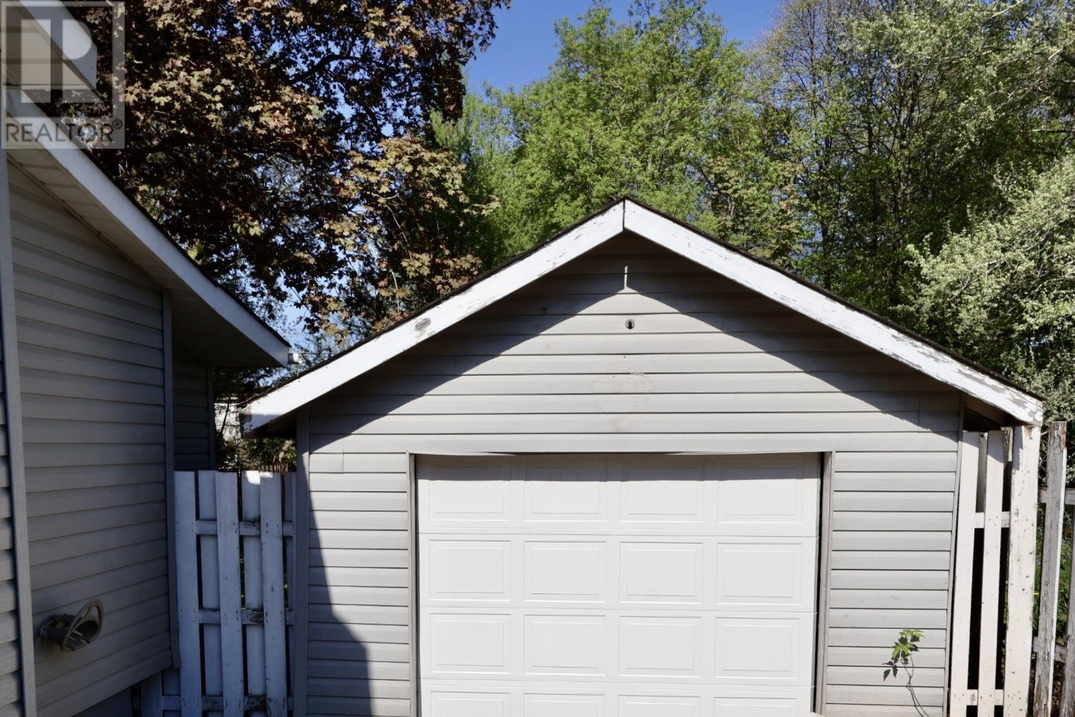 405 John St, Sault Ste. Marie, ON