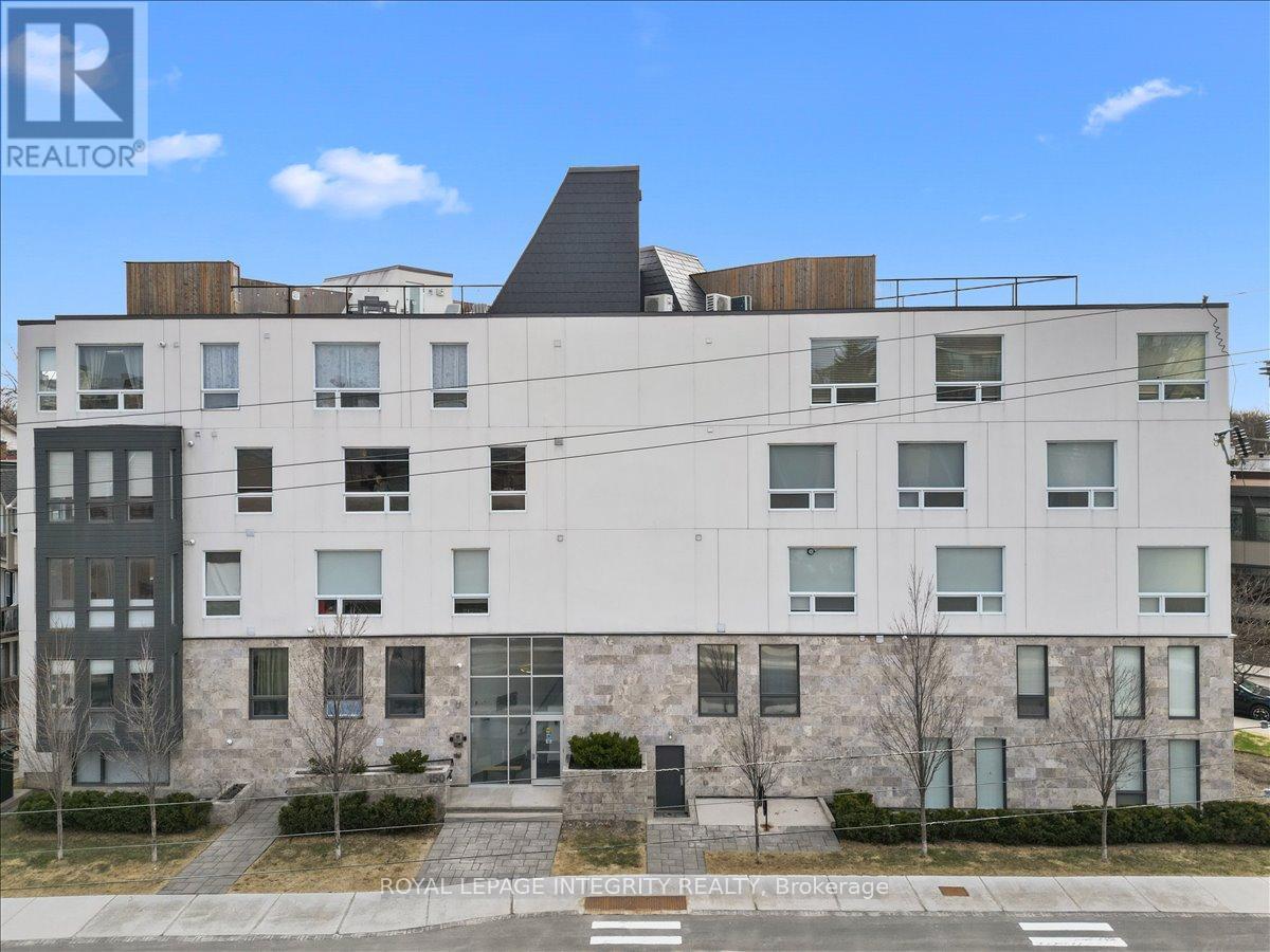 204 - 150 Greenfield Avenue, Ottawa, ON