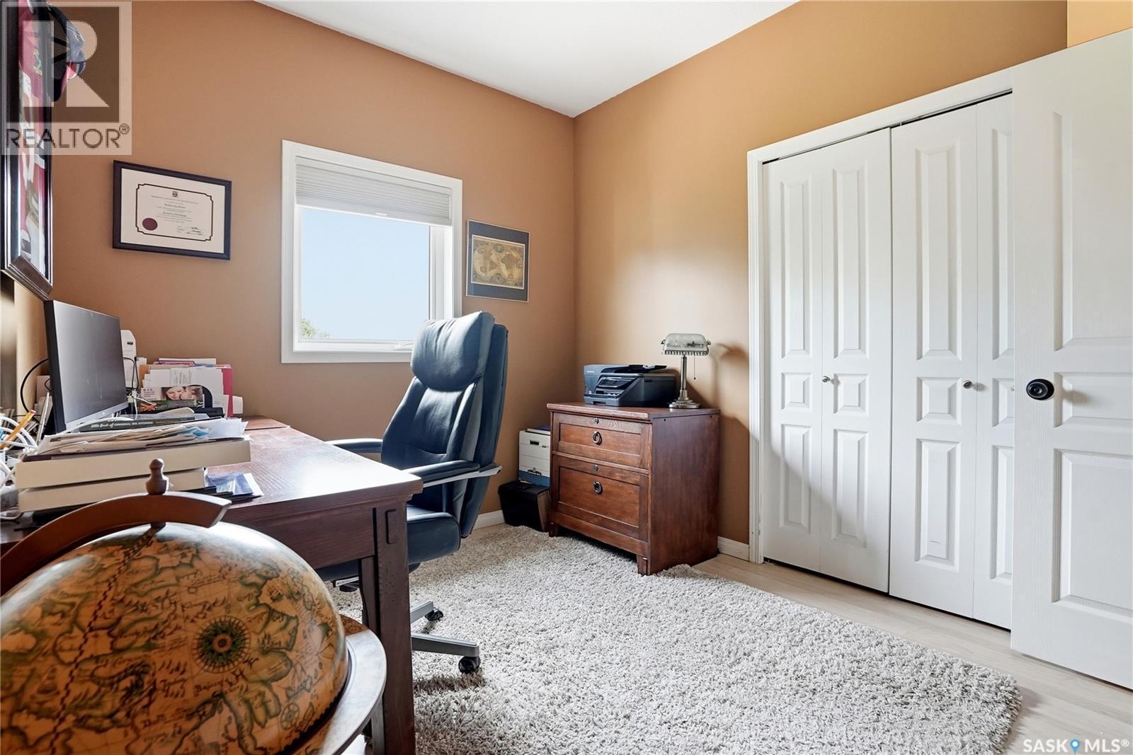 206 Carr Lane, Saskatoon, SK