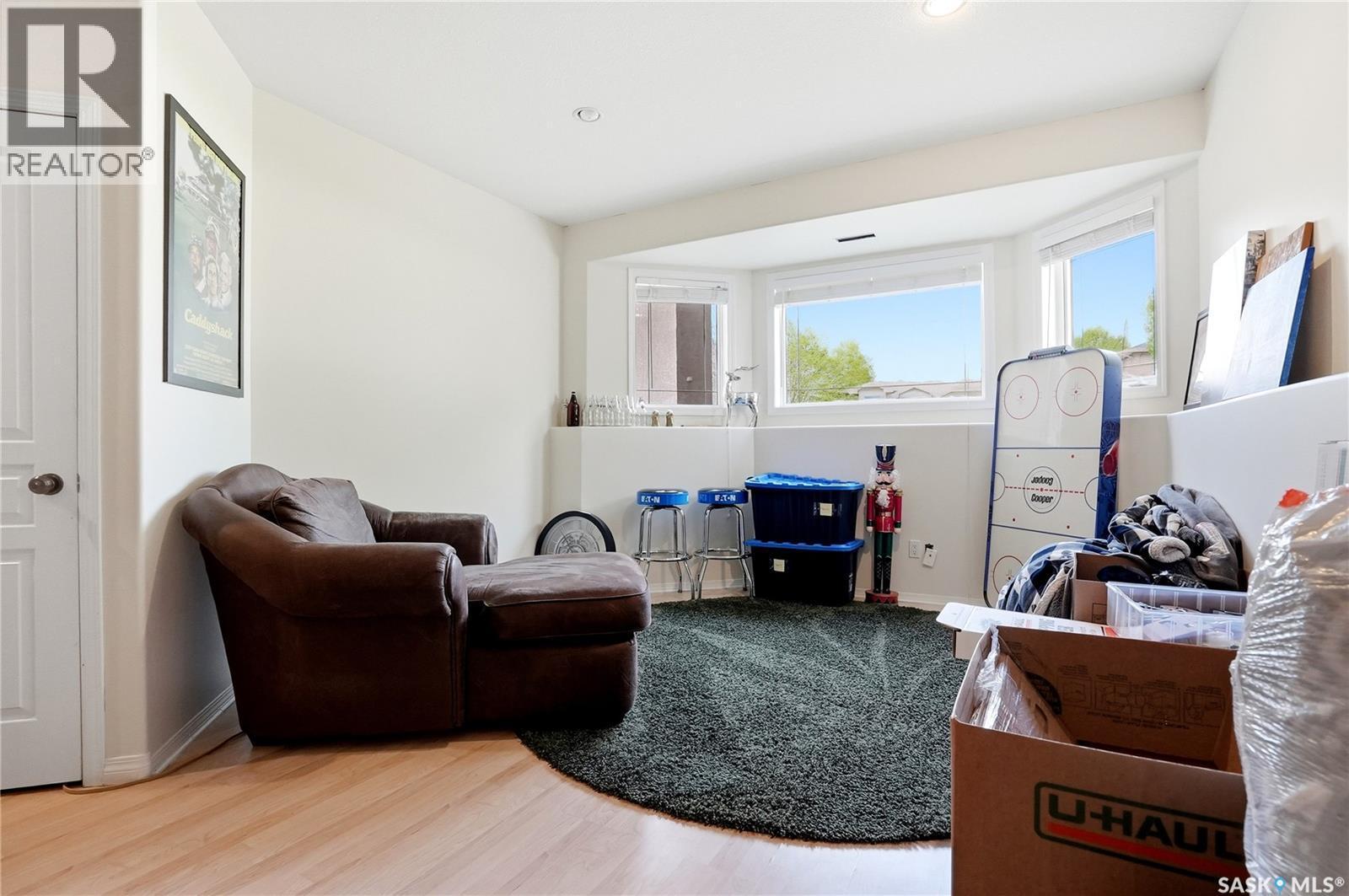 206 Carr Lane, Saskatoon, SK
