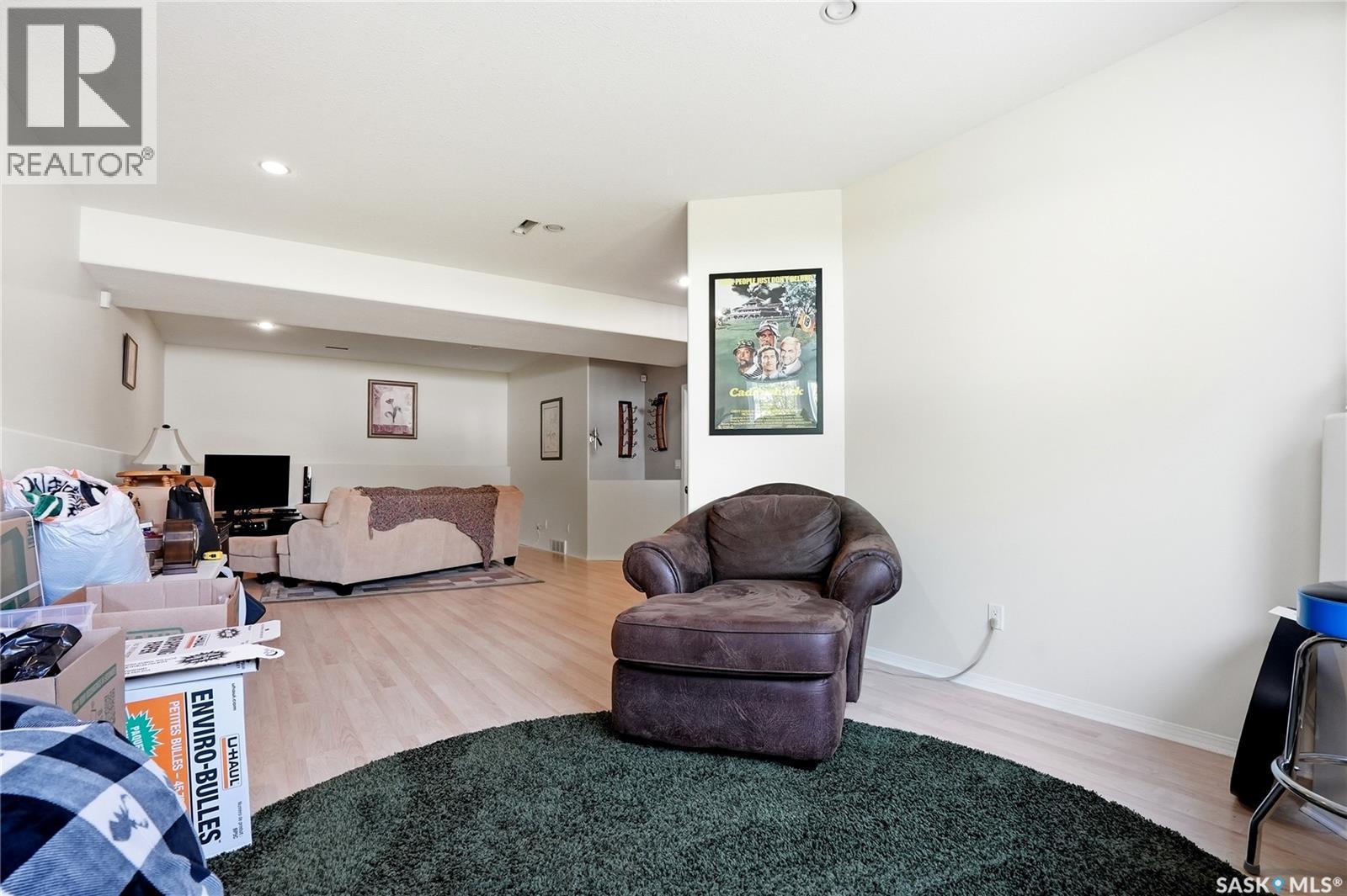 206 Carr Lane, Saskatoon, SK