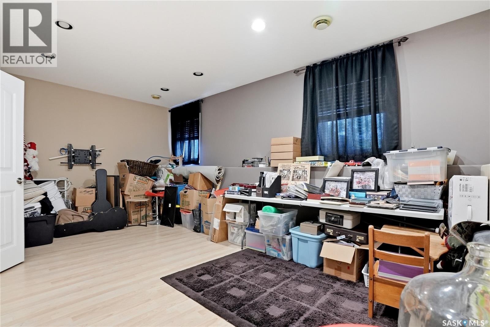 206 Carr Lane, Saskatoon, SK