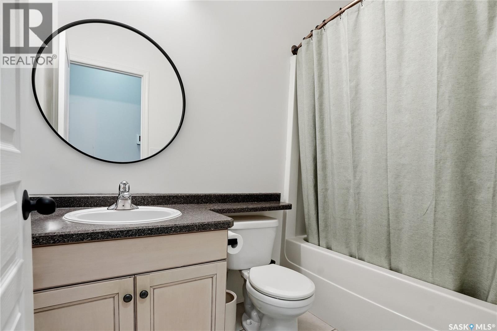 206 Carr Lane, Saskatoon, SK