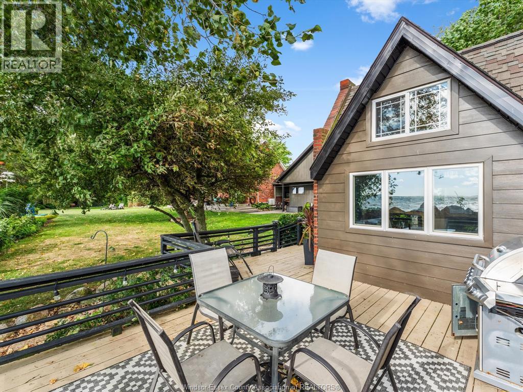 266 East Beach Road, Leamington, ON