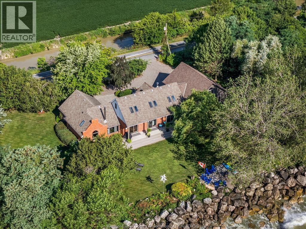 266 East Beach Road, Leamington, ON