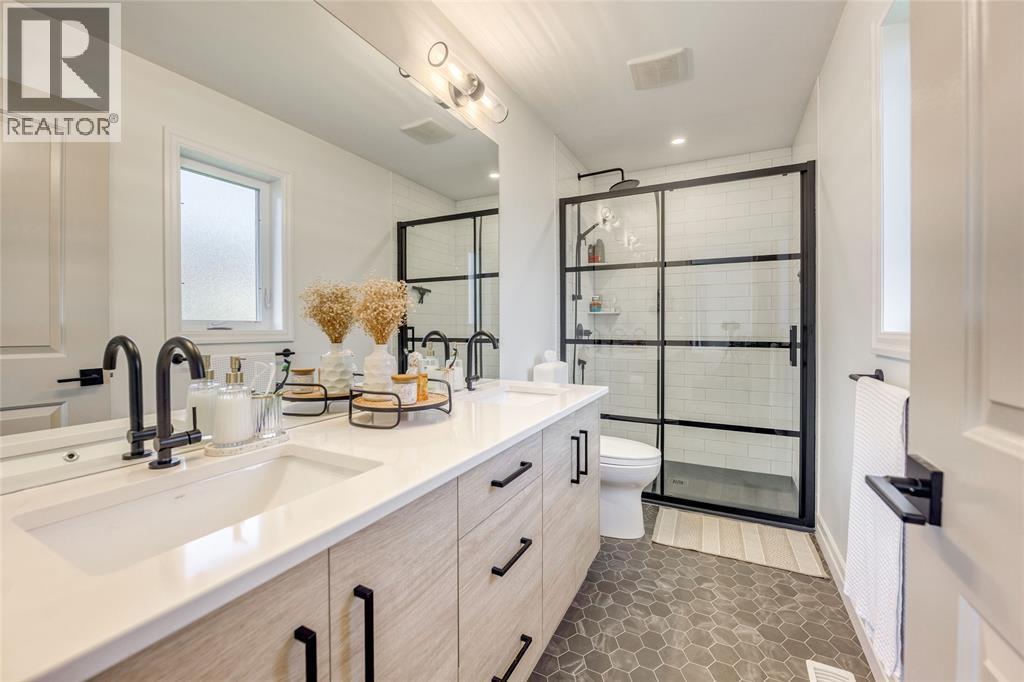 145 Hennessy Street, Lambton Shores, ON