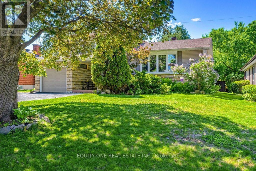542 Sirois Avenue, Ottawa, ON