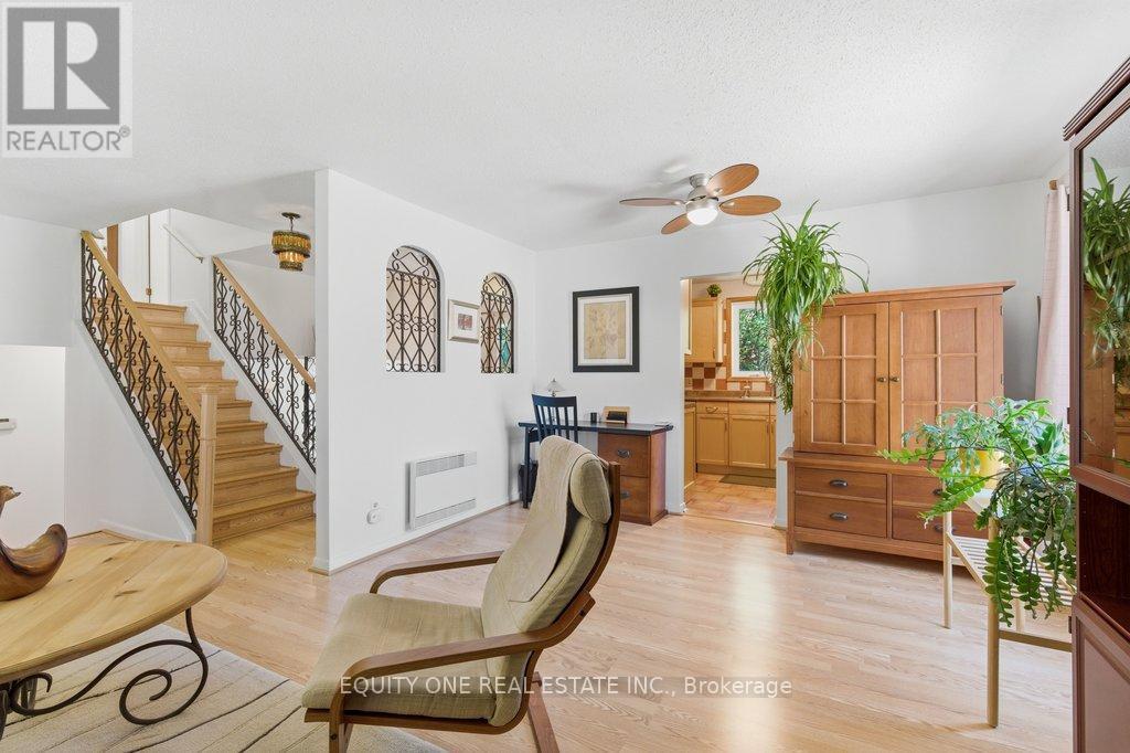542 Sirois Avenue, Ottawa, ON