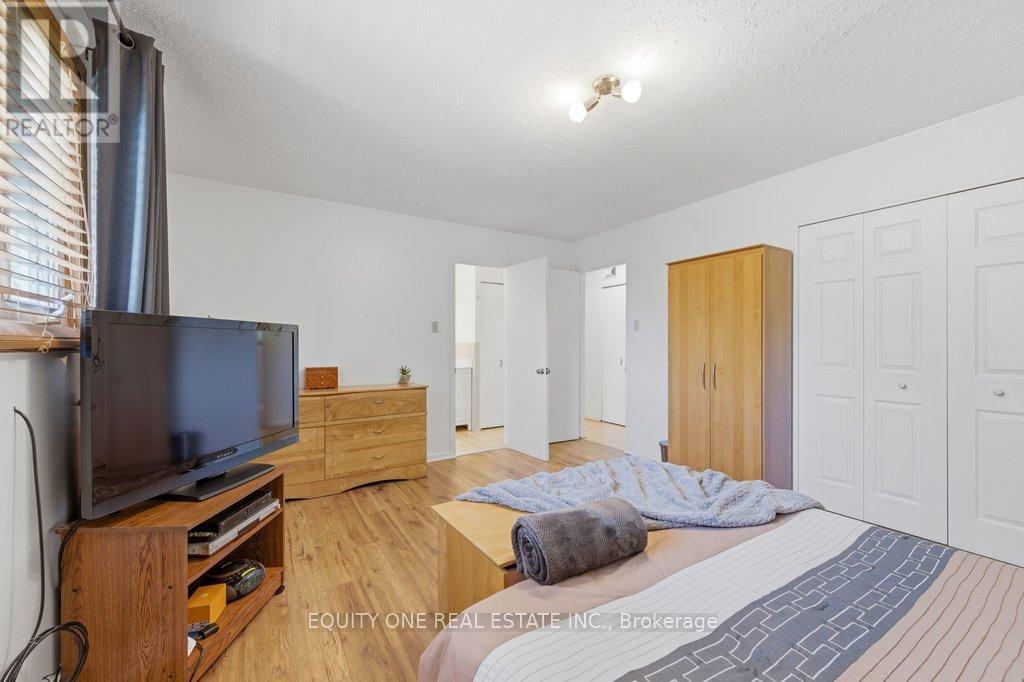 542 Sirois Avenue, Ottawa, ON