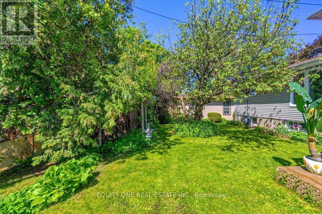 542 Sirois Avenue, Ottawa, ON