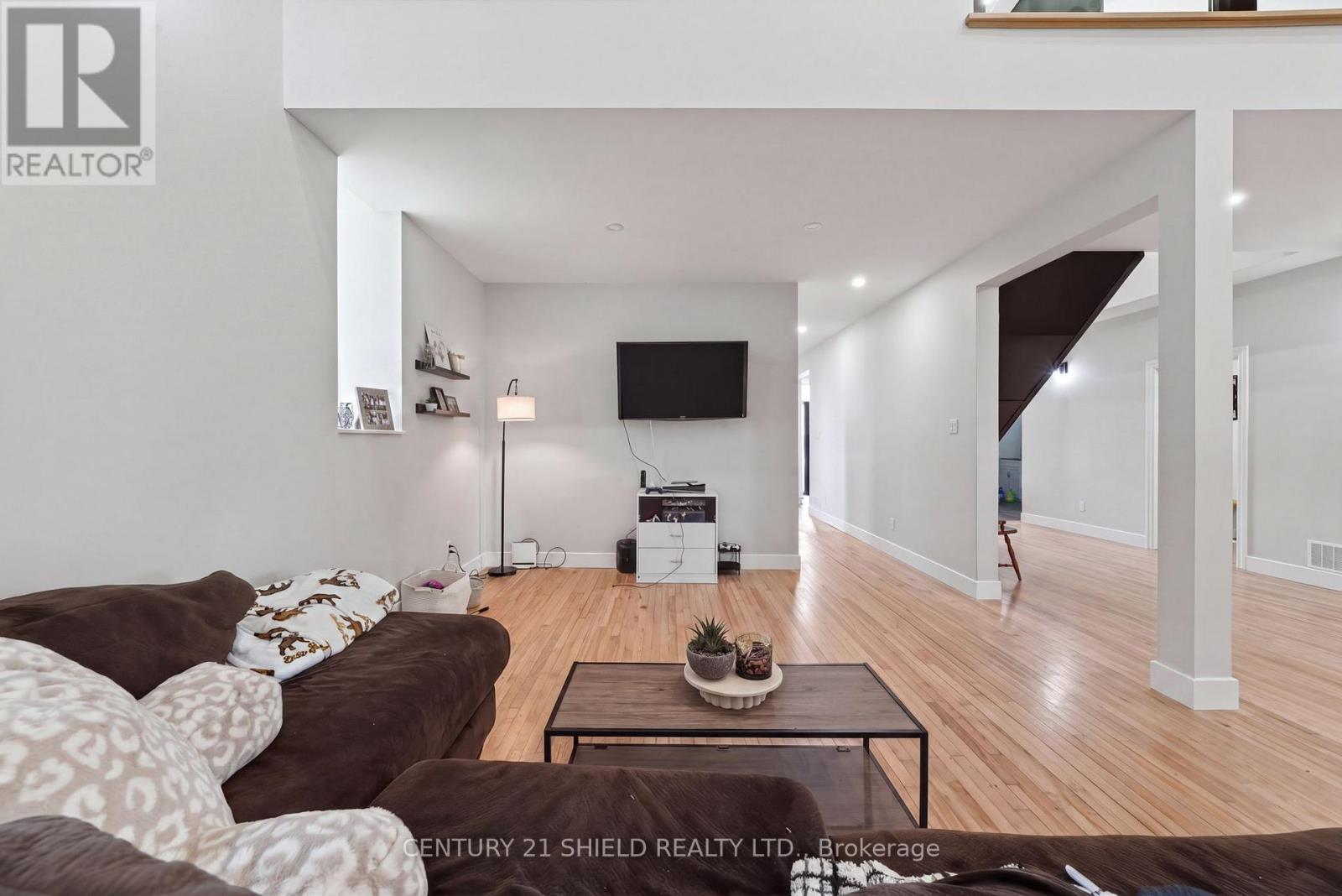 12 Maple Street, South Glengarry, ON