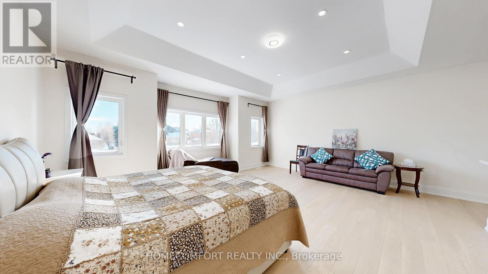 3 Mary Willson Court, East Gwillimbury, ON