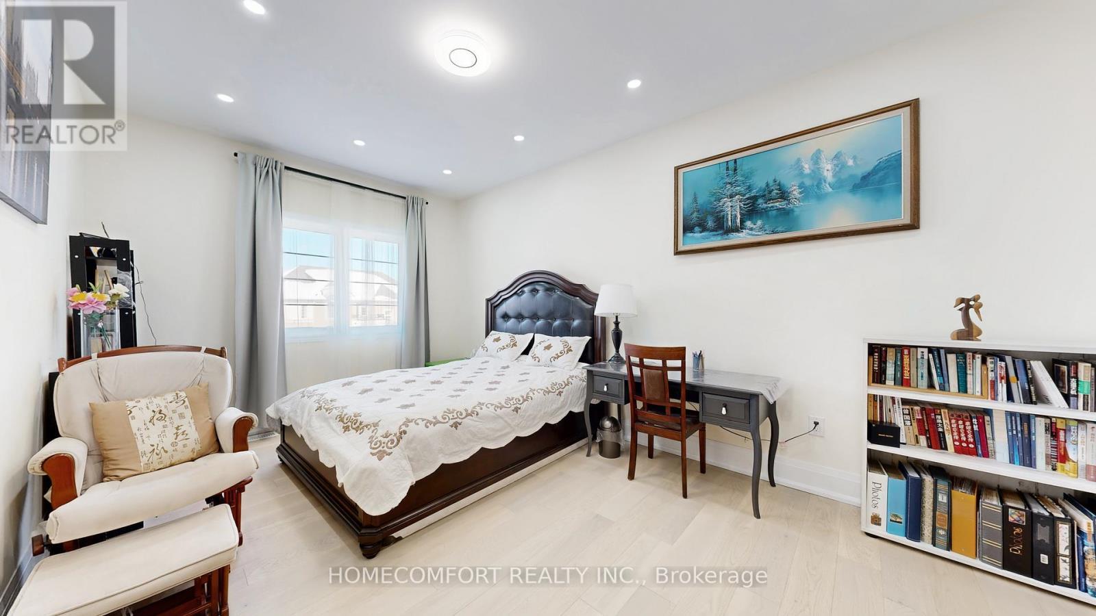3 Mary Willson Court, East Gwillimbury, ON