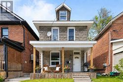 58 NOTTAWASAGA STREET Orillia, ON L3V 3J4
