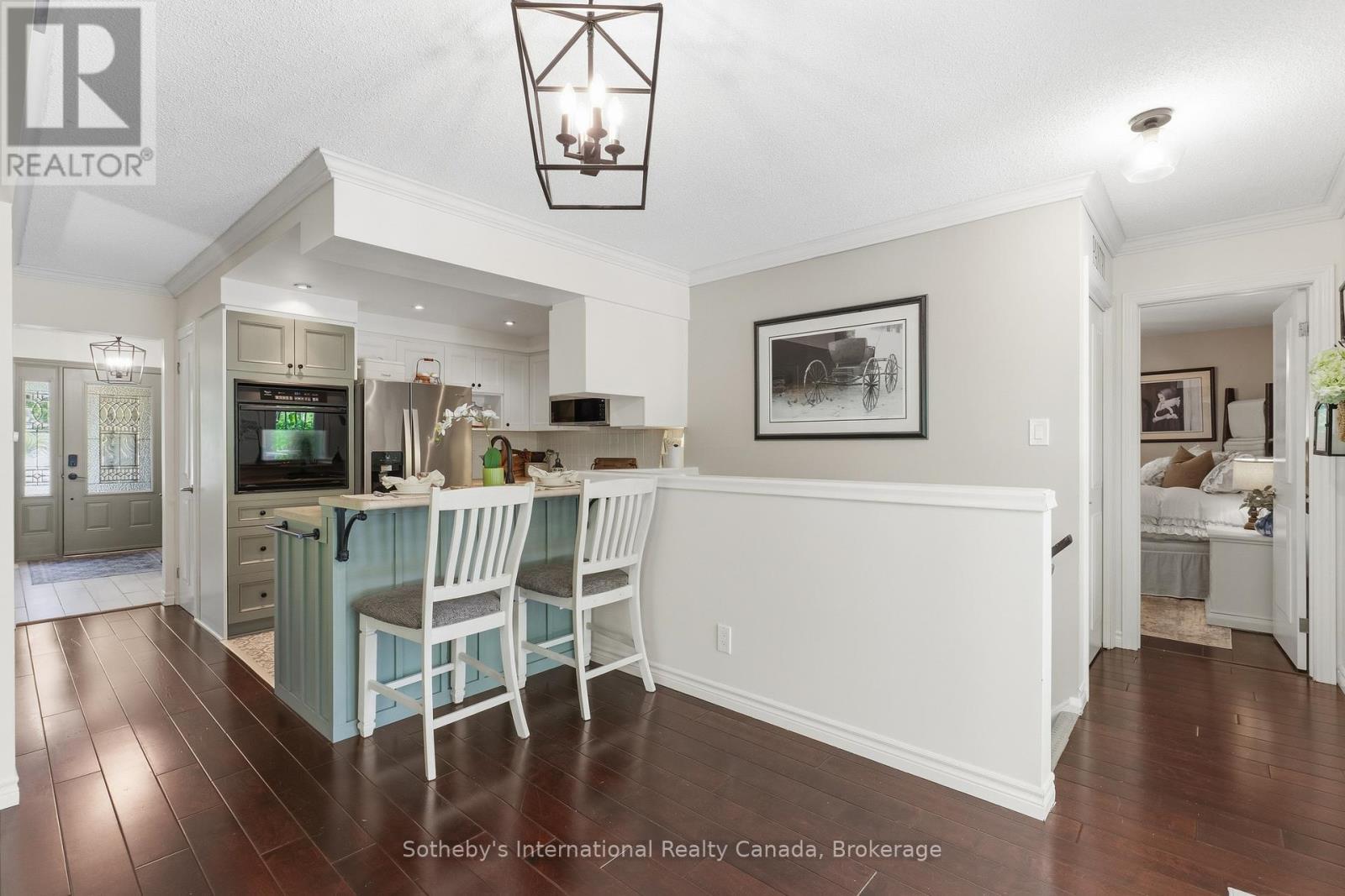 180 Clairmont Road, Gravenhurst (Muskoka (S)), ON - Indoor Photo Showing Other Room