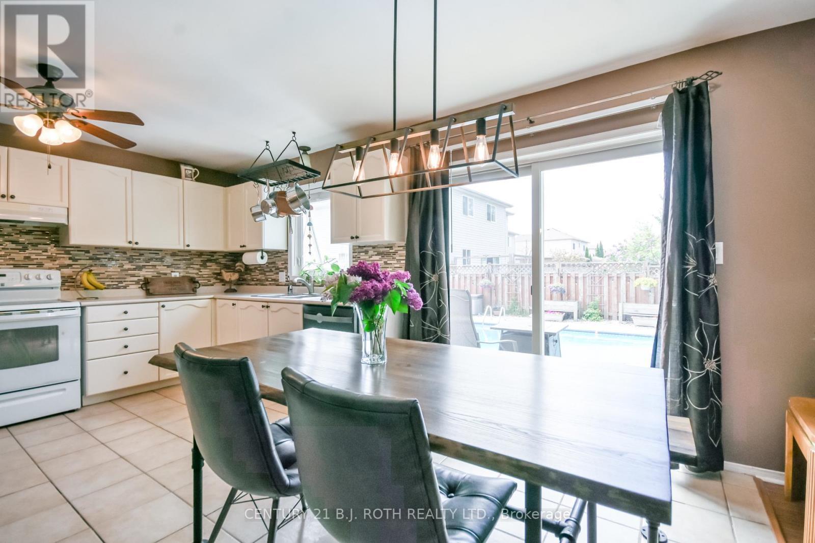 42 Farmstead Crescent, Barrie, ON
