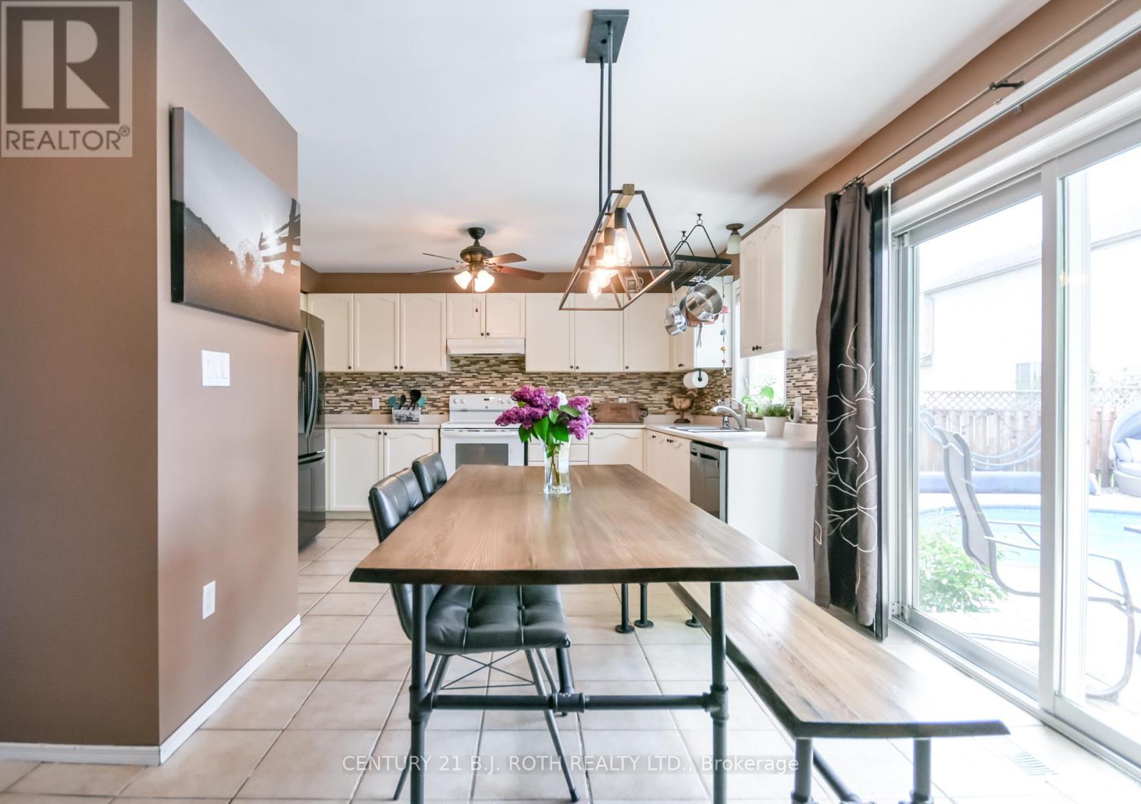 42 Farmstead Crescent, Barrie, ON