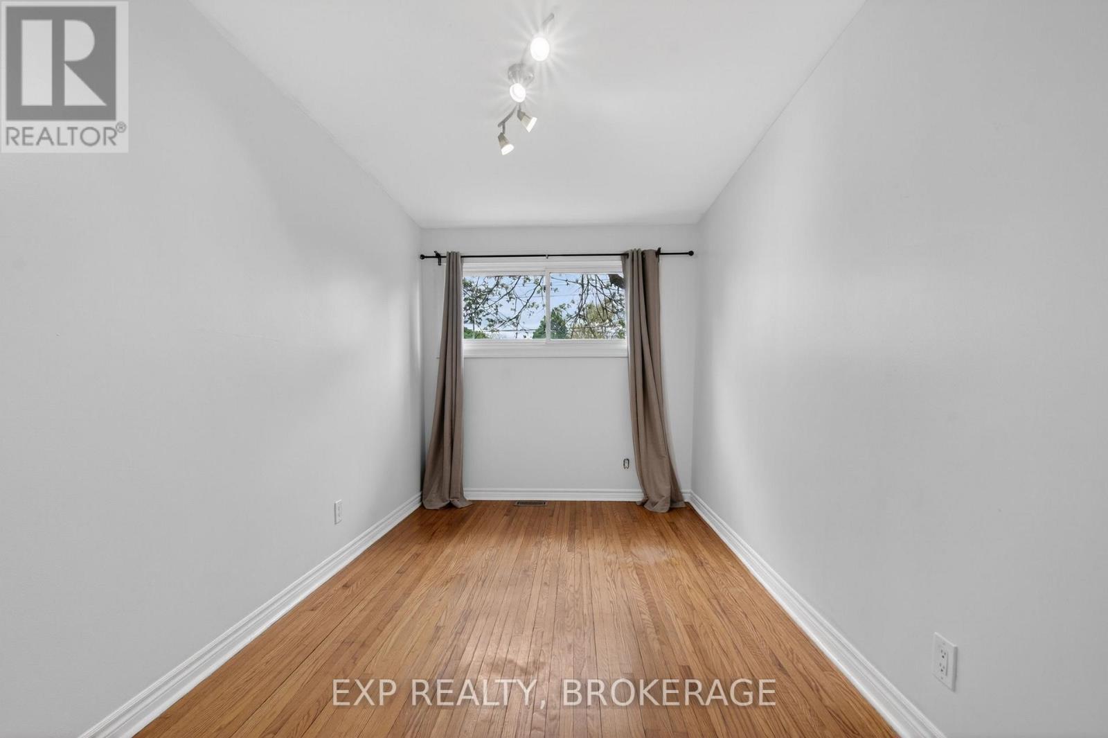 340 Palace Road, Kingston (Central City East), ON