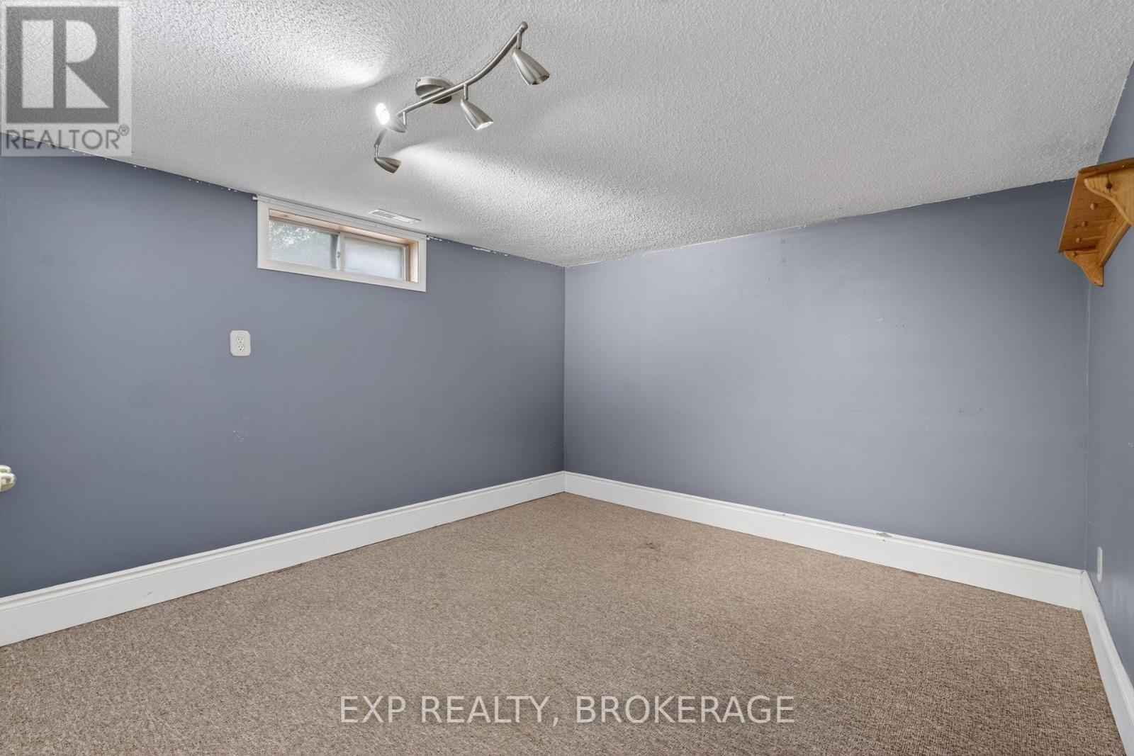 340 Palace Road, Kingston (Central City East), ON